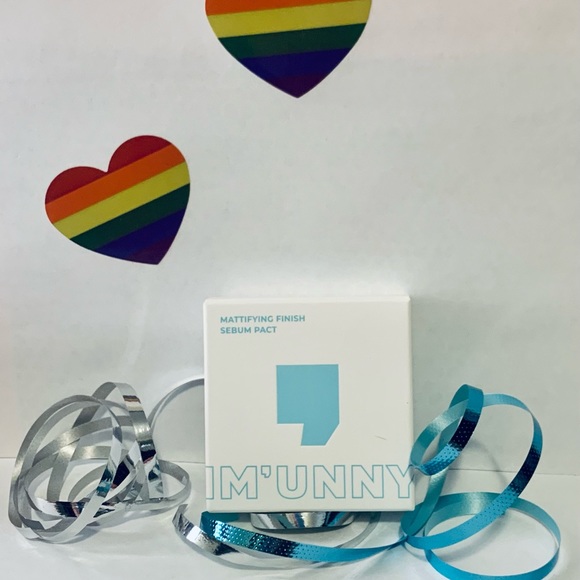 IM’UNNY Mattifying Blur finishing powder compact - Picture 6 of 10